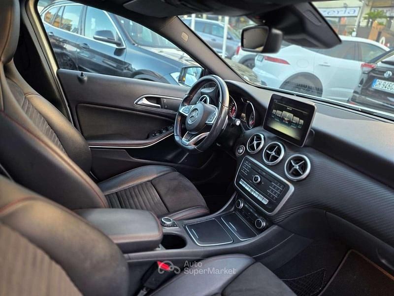 Usata Mercedes A180 Premium 109 CV (80 kW) 2017 Bianco Berlina