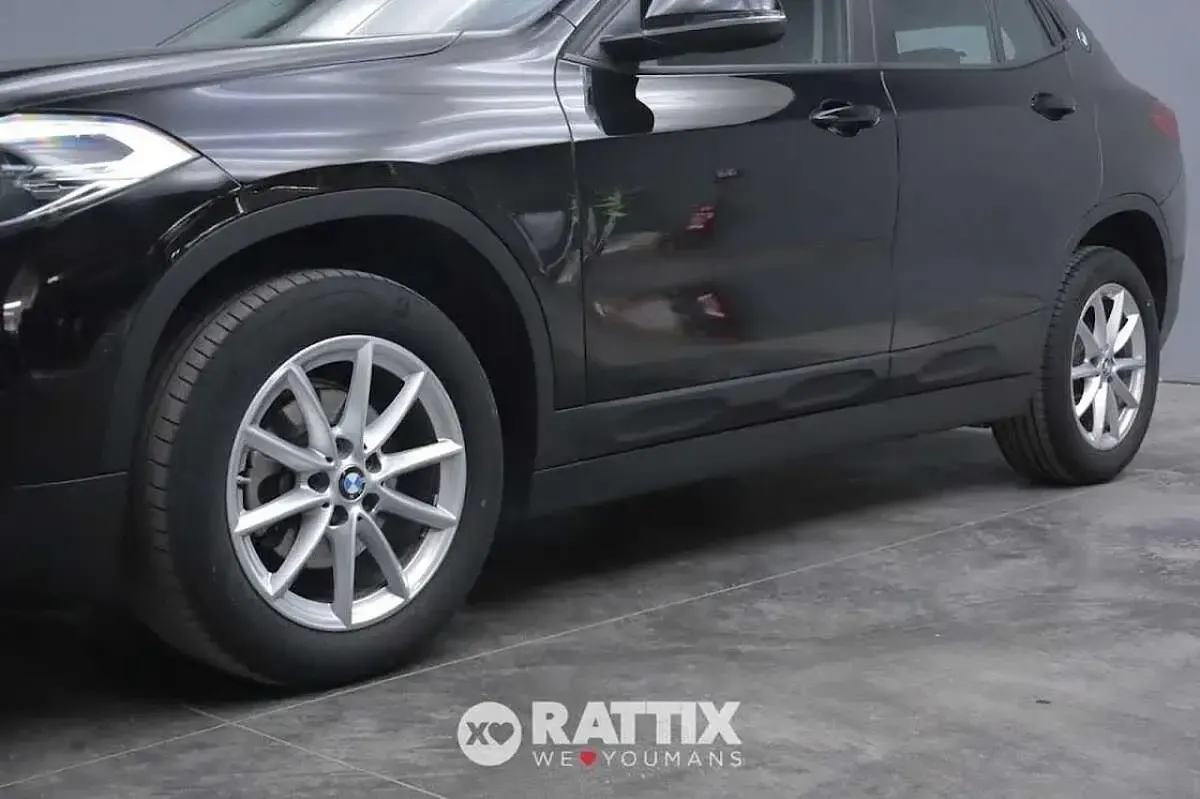 Usata BMW X2 116 CV (85 kW) 2023 Nero SUV