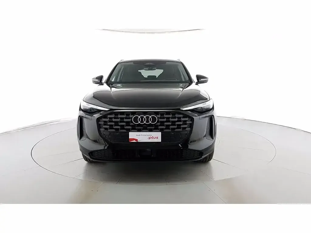 Usata Audi Q5 Business 204 CV (150 kW) 2025 Nero mito metallizzato SUV