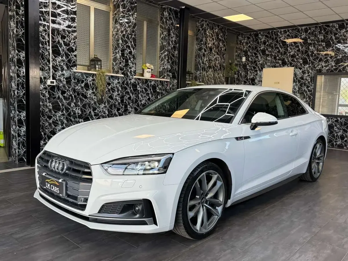 Usata Audi A5 S-Line 190 CV (139 kW) 2019 Bianco Coupé