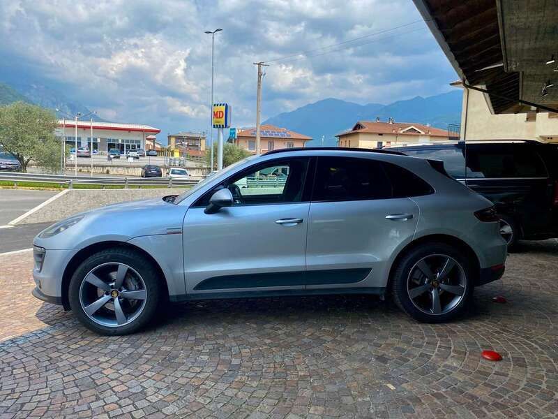 Usata Porsche Macan 258 CV (189 kW) 2016 Argento SUV