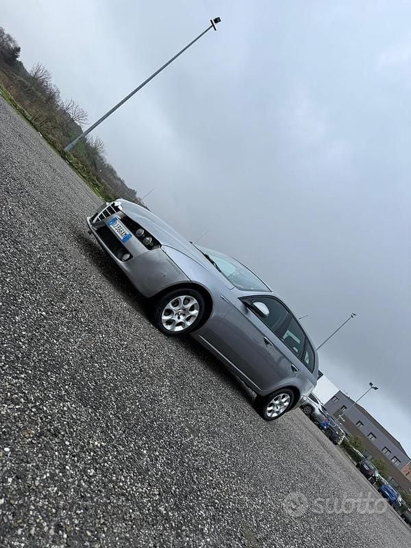 Usata Alfa Romeo 159 Distinctive 150 CV (110 kW) 2009 Grigio Station wagon