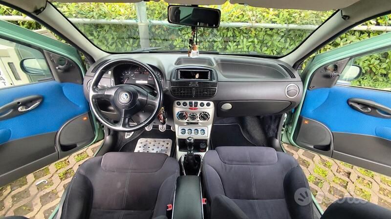Usata Fiat Punto 60 CV (44 kW) 2001 Utilitaria