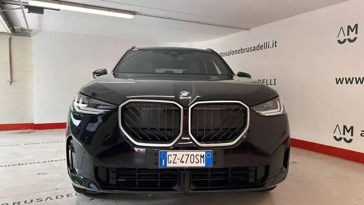 Usata BMW X3 M Sport 197 CV (144 kW) 2025 Black sapphire SUV