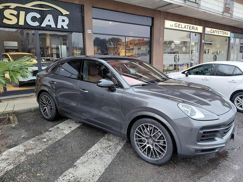 Usata Porsche Cayenne Coupe 340 CV (250 kW) 2022 Bronzo Coupé