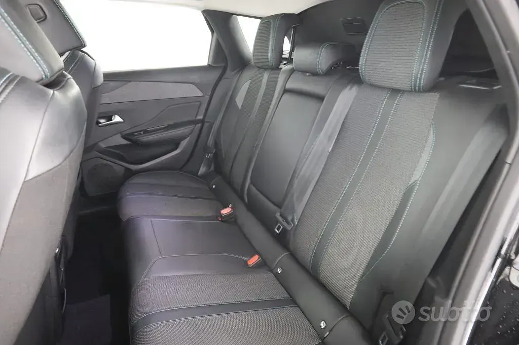 Usata Peugeot 308 Allure 131 CV (96 kW) 2023 Nero perla Station wagon