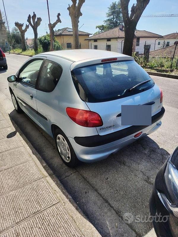 Usata Peugeot 206 2000 Grigio Berlina