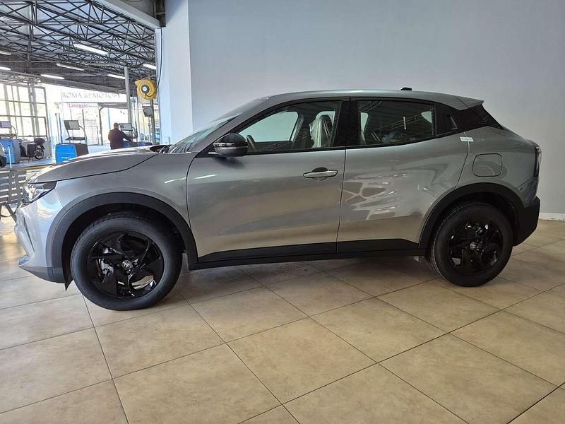 Nuova Alfa Romeo Junior 136 CV (100 kW) 2025 Argento SUV