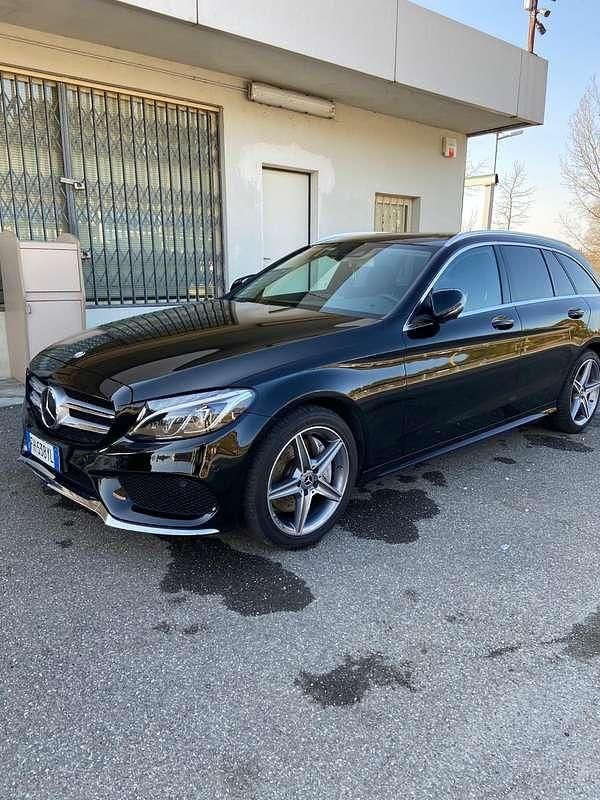 Usata Mercedes C250 Premium 204 CV (150 kW) 2017 Nero Station wagon