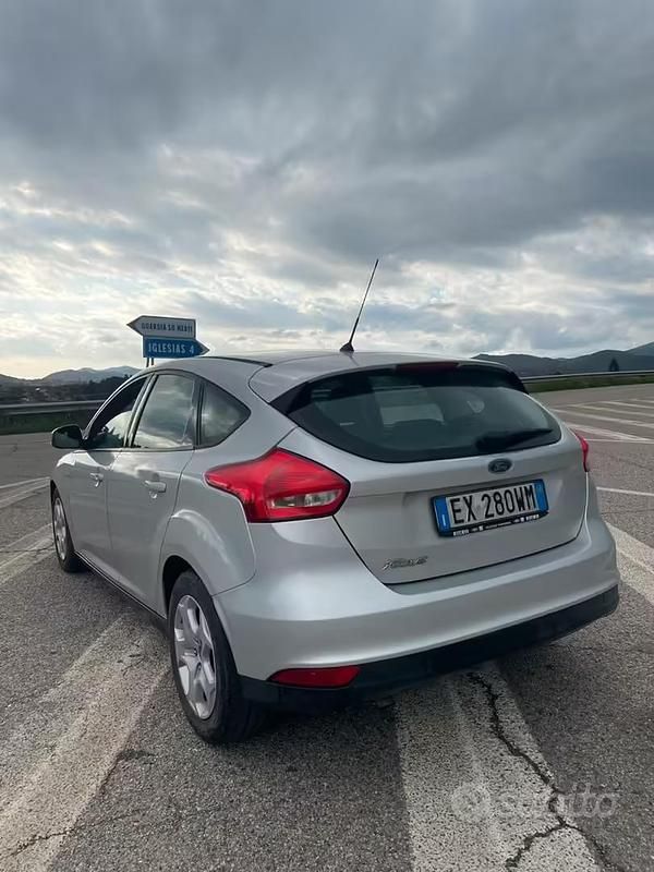 Usata Ford Focus 2015 Grigio Berlina