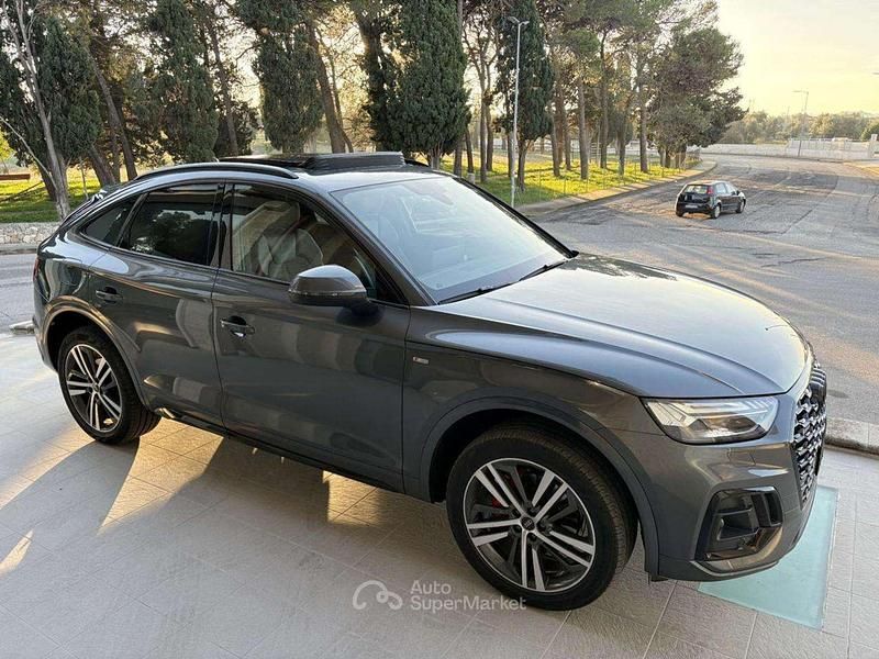 Usata Audi Q5 Sportback Ambiente 204 CV (150 kW) 2022 Grigio scuro SUV