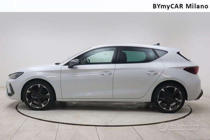 Usata Cupra Leon 150 CV (110 kW) 2025 Bianco Berlina