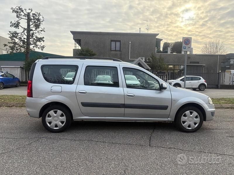Usata Dacia Logan 90 CV (66 kW) 2012 Grigio Station wagon