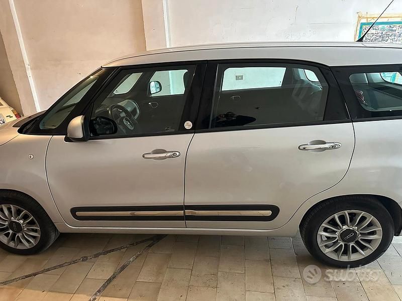 Usata Fiat 500L Living 85 CV (62 kW) 2016 Grigio Monovolume
