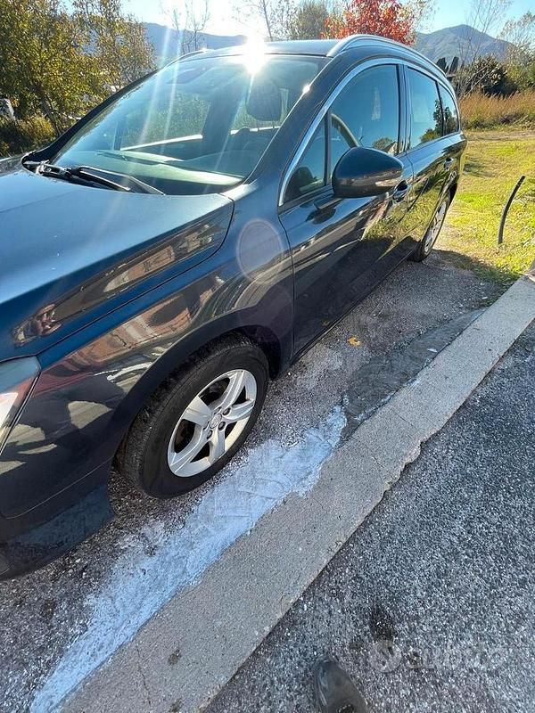 Usata Peugeot 508 120 CV (88 kW) 2015 Blu