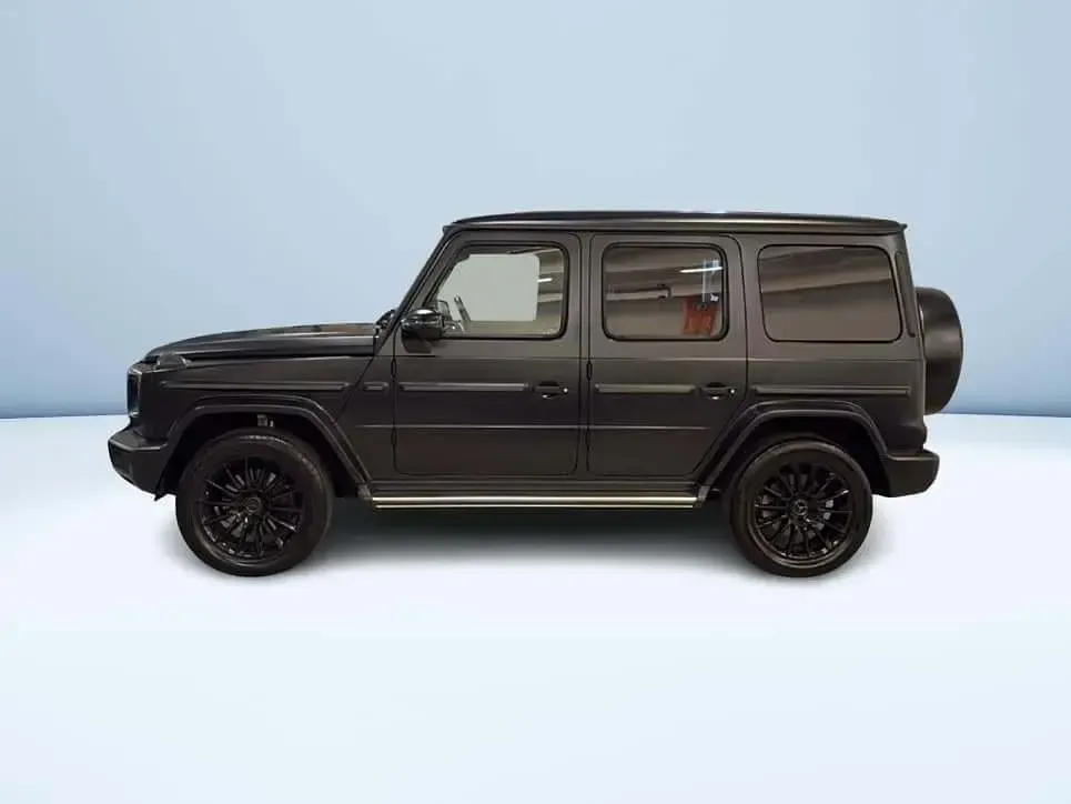 Usata Mercedes G400 AMG line 330 CV (242 kW) 2022 Nero metallizzato SUV