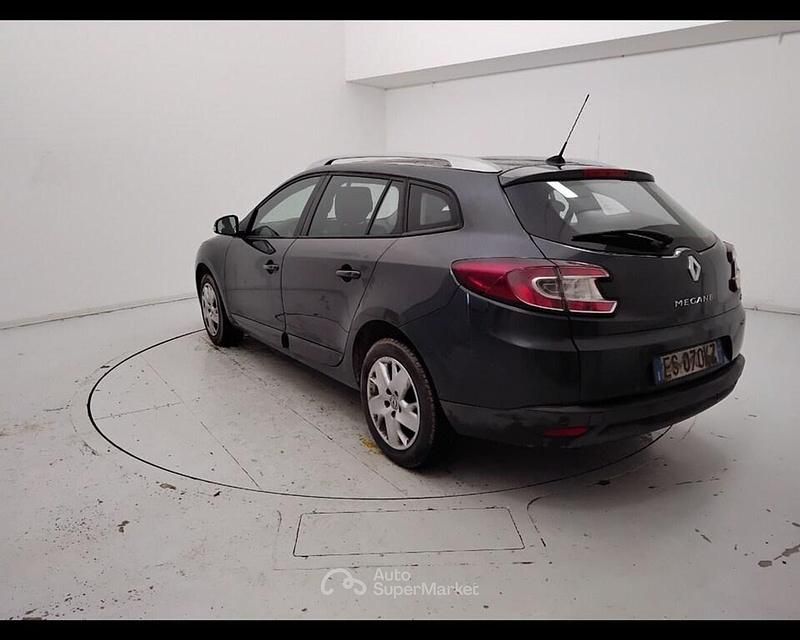 Usata Renault Mégane GrandTour 110 CV (80 kW) 2013 Grigio Station wagon