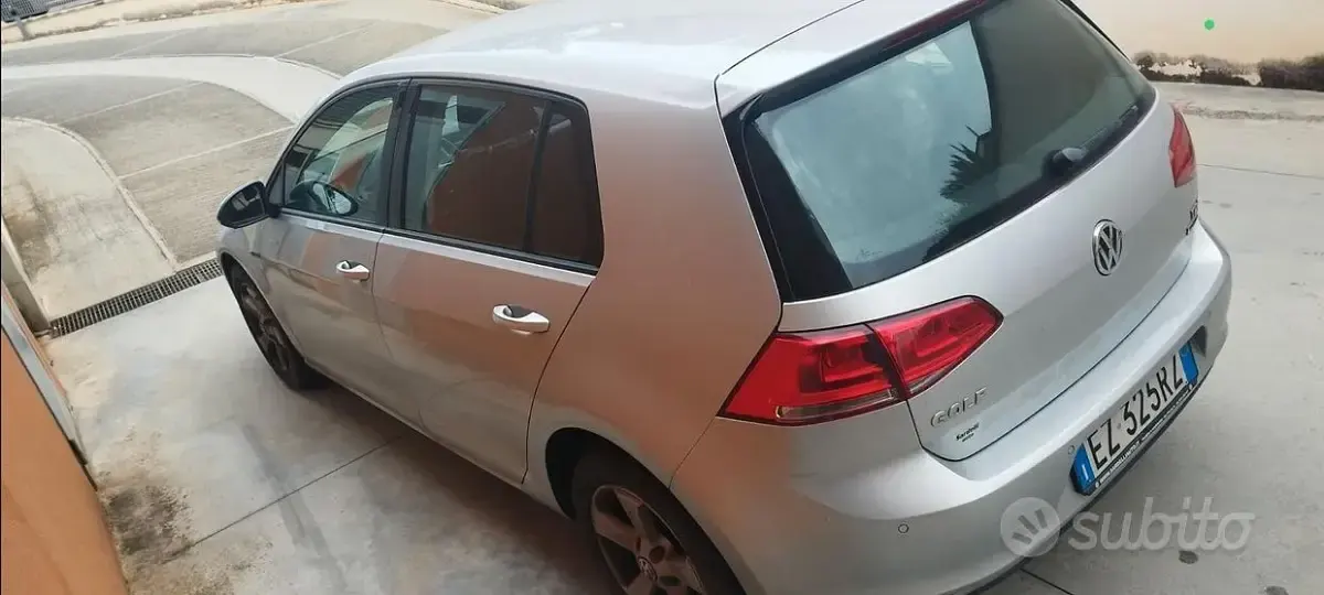 Usata VW Golf VII 105 CV (77 kW) 2015 Grigio Berlina