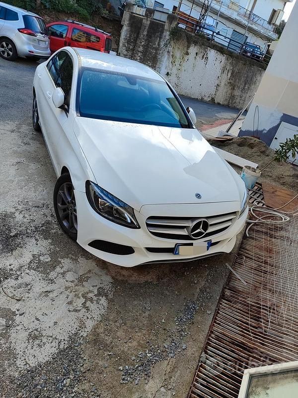 Usata Mercedes C200 136 CV (100 kW) 2018 Bianco Berlina
