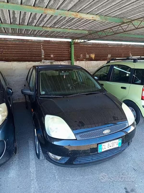 Gebraucht Ford Fiesta 68 PS (50 kW) 2004 Kleinwagen