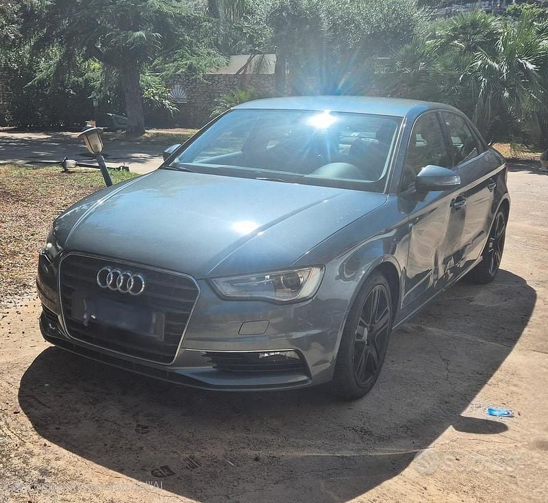 Usata Audi A3 105 CV (77 kW) 2015 Grigio Berlina