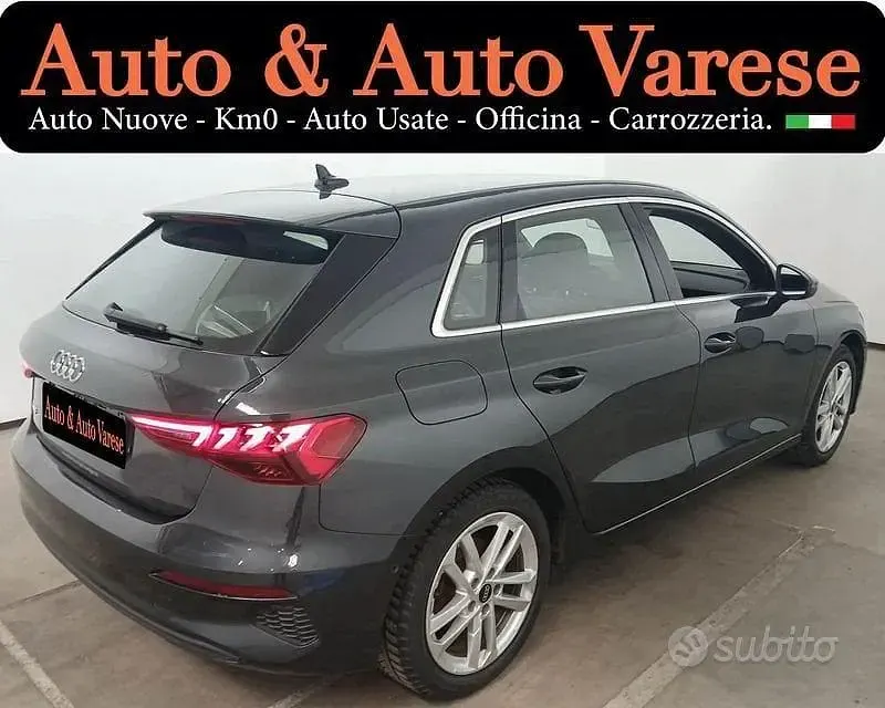 Usata Audi A3 150 CV (110 kW) 2023 Grigio Berlina