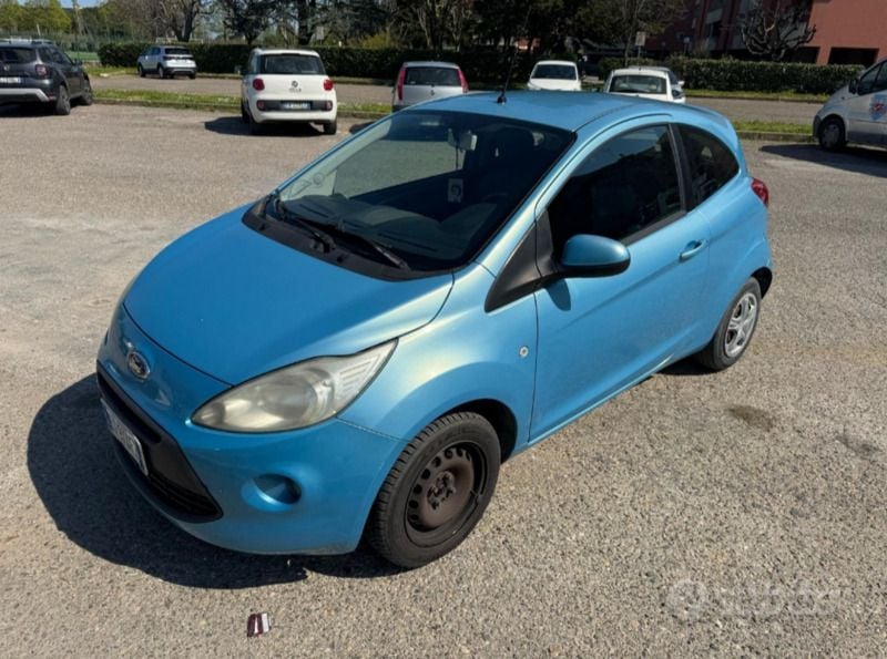 Usata Ford Ka 69 CV (50 kW) 2011 Blu Utilitaria