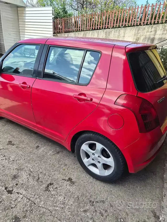 Usata Suzuki Swift 75 CV (55 kW) 2007 Utilitaria
