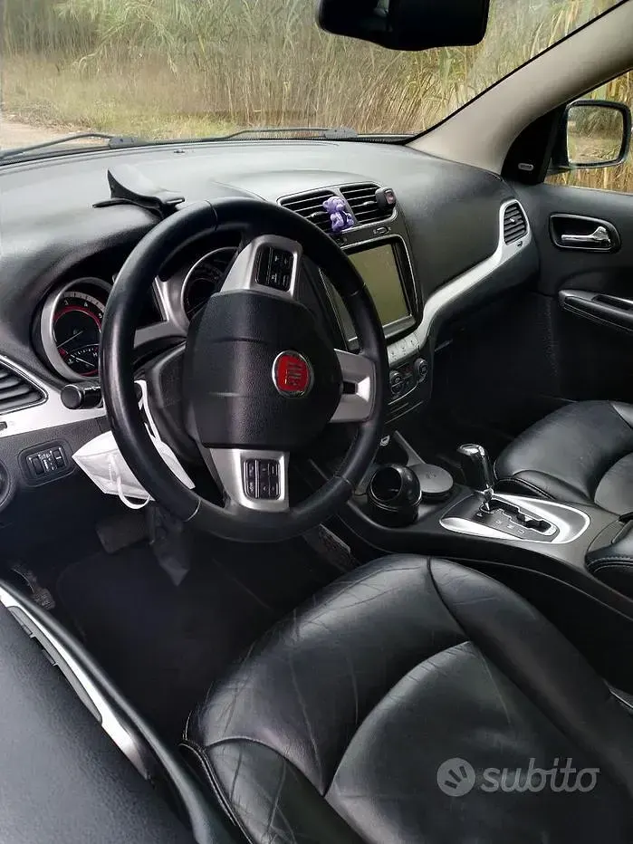 Usata Fiat Freemont 170 CV (125 kW) 2016 Grigio SUV