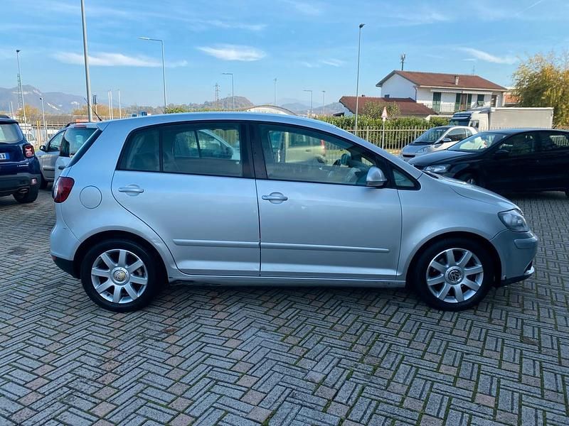 Usata VW Golf Plus Cross Sportline 115 CV (84 kW) 2005 Argento Monovolume