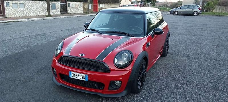 Usata Mini Cooper D 111 CV (81 kW) 2012 Utilitaria