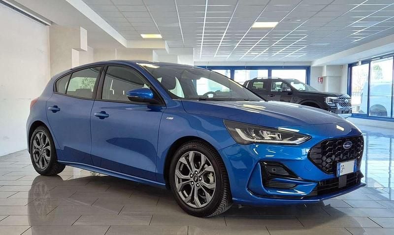 Usata Ford Focus ST-Line 116 CV (85 kW) 2023 Blu/azzurro Berlina