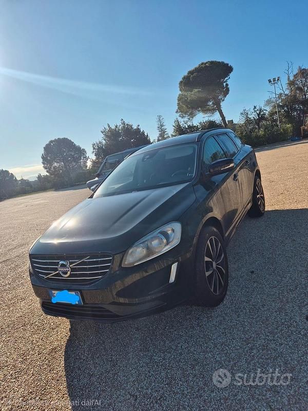 Usata Volvo XC60 190 CV (139 kW) 2015 Nero SUV