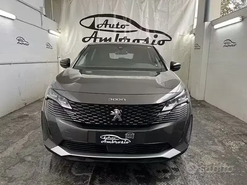 Usata Peugeot 3008 S 131 CV (96 kW) 2024 Grigio SUV
