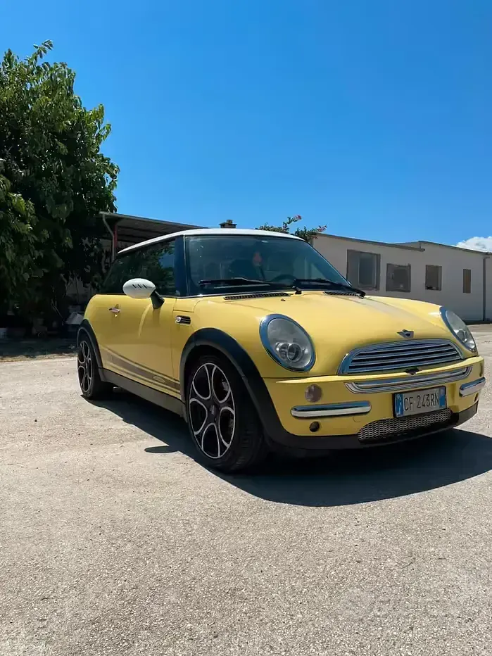 Usata Mini Cooper Coupé 2003 Giallo Coupé