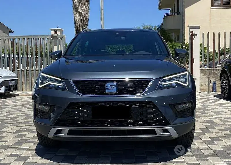Usata Seat Ateca 116 CV (85 kW) 2020 Grigio SUV