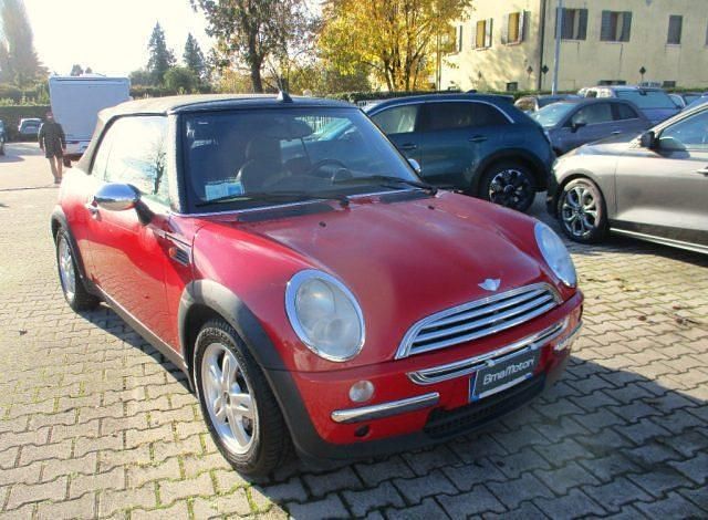 Usata Mini One Cabriolet 90 CV (66 kW) 2006 Rosso Cabrio