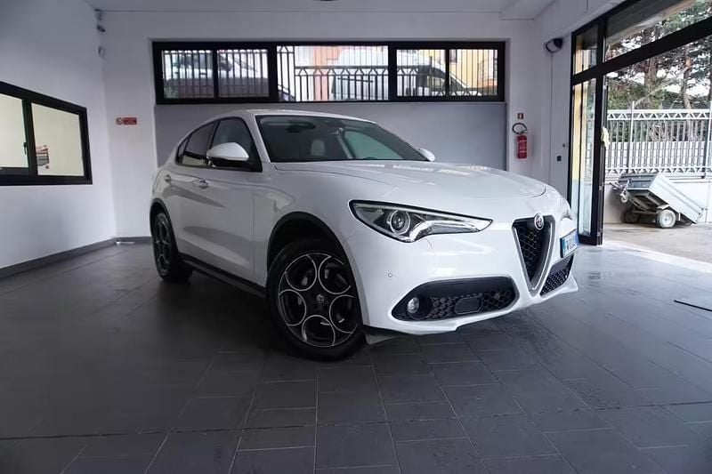 Usata Alfa Romeo Stelvio 210 CV (154 kW) 2019 Bianco SUV