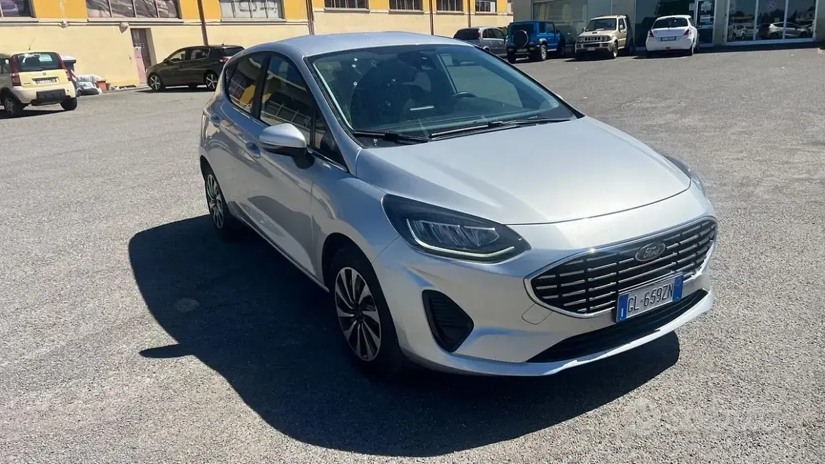 Usata Ford Fiesta Titanium 75 CV (55 kW) 2022 Grigio Utilitaria