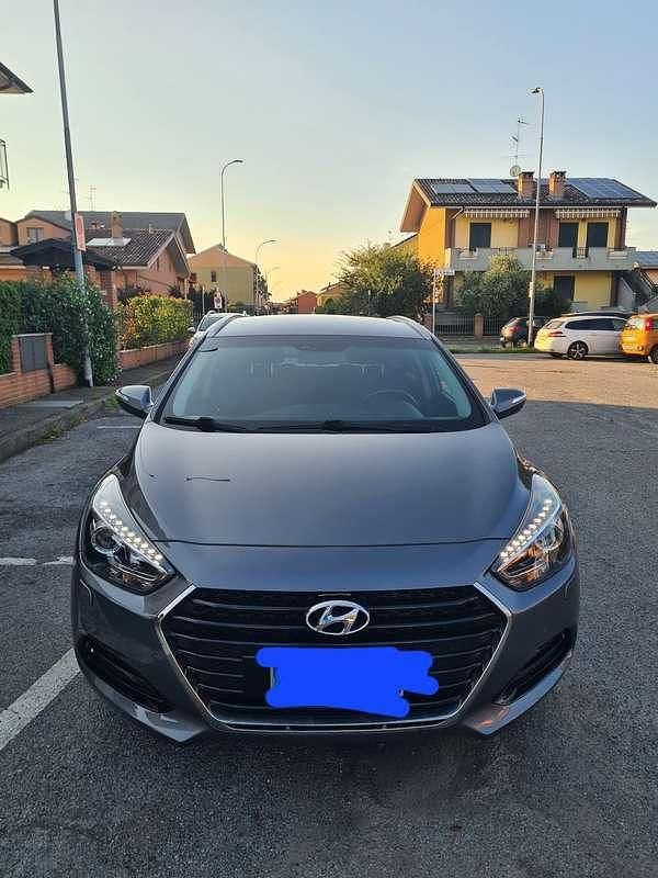 Usata Hyundai i40 Style 141 CV (103 kW) 2016 Station wagon