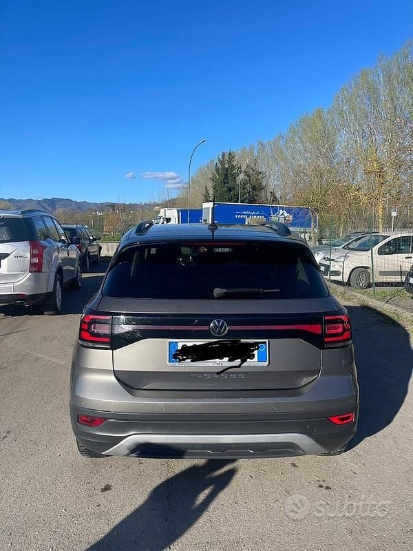 Usata VW T-Cross 115 CV (84 kW) 2020 Grigio SUV