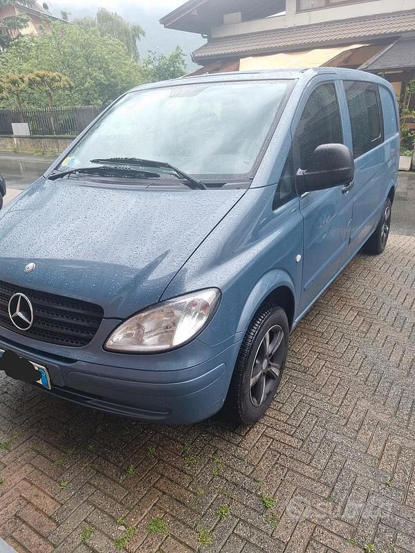 Usata Mercedes Vito 2005 Blu Furgone