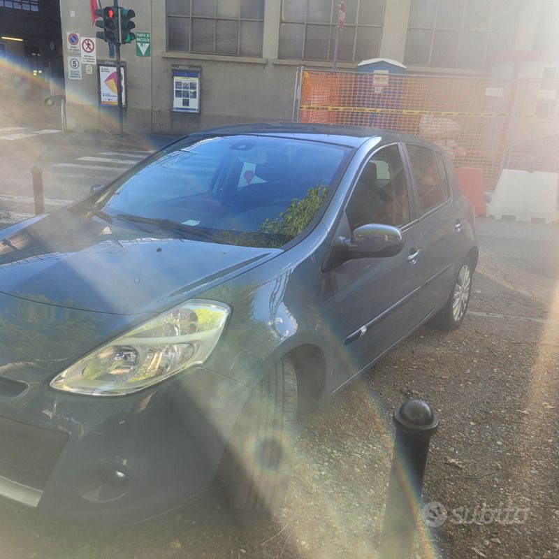 Usata Renault Clio IV 100 CV (73 kW) 2012 Utilitaria