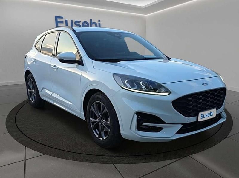 Usata Ford Kuga ST-Line 120 CV (88 kW) 2022 Bianco SUV