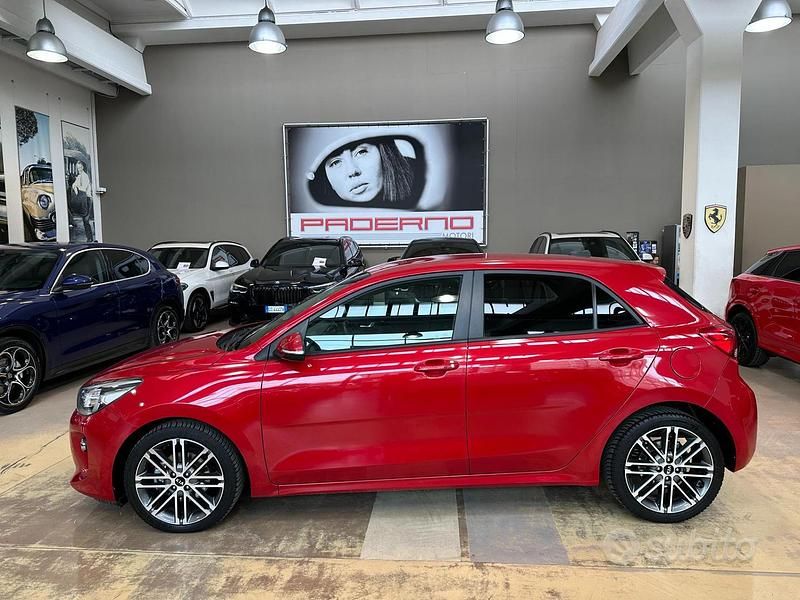 Begagnad Kia Rio 90 HK (66 kW) 2017 Blå Sedan