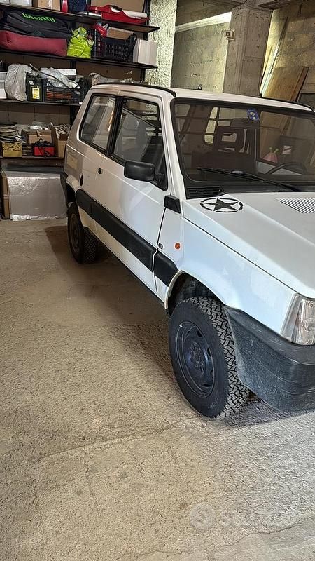 Usata Fiat Panda 4x4 50 CV (36 kW) 1989 Bianco Utilitaria