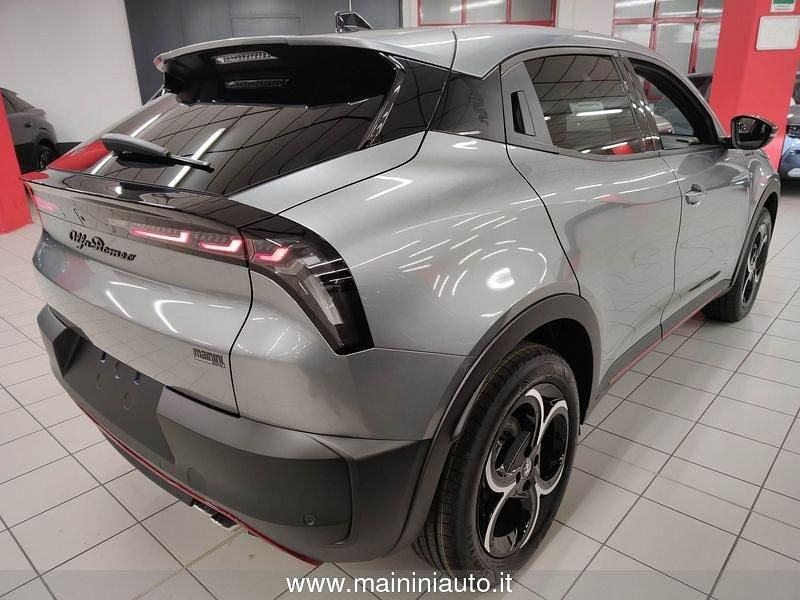 Nuova Alfa Romeo Junior Edizione Speciale 136 CV (100 kW) 2026 Grigio SUV