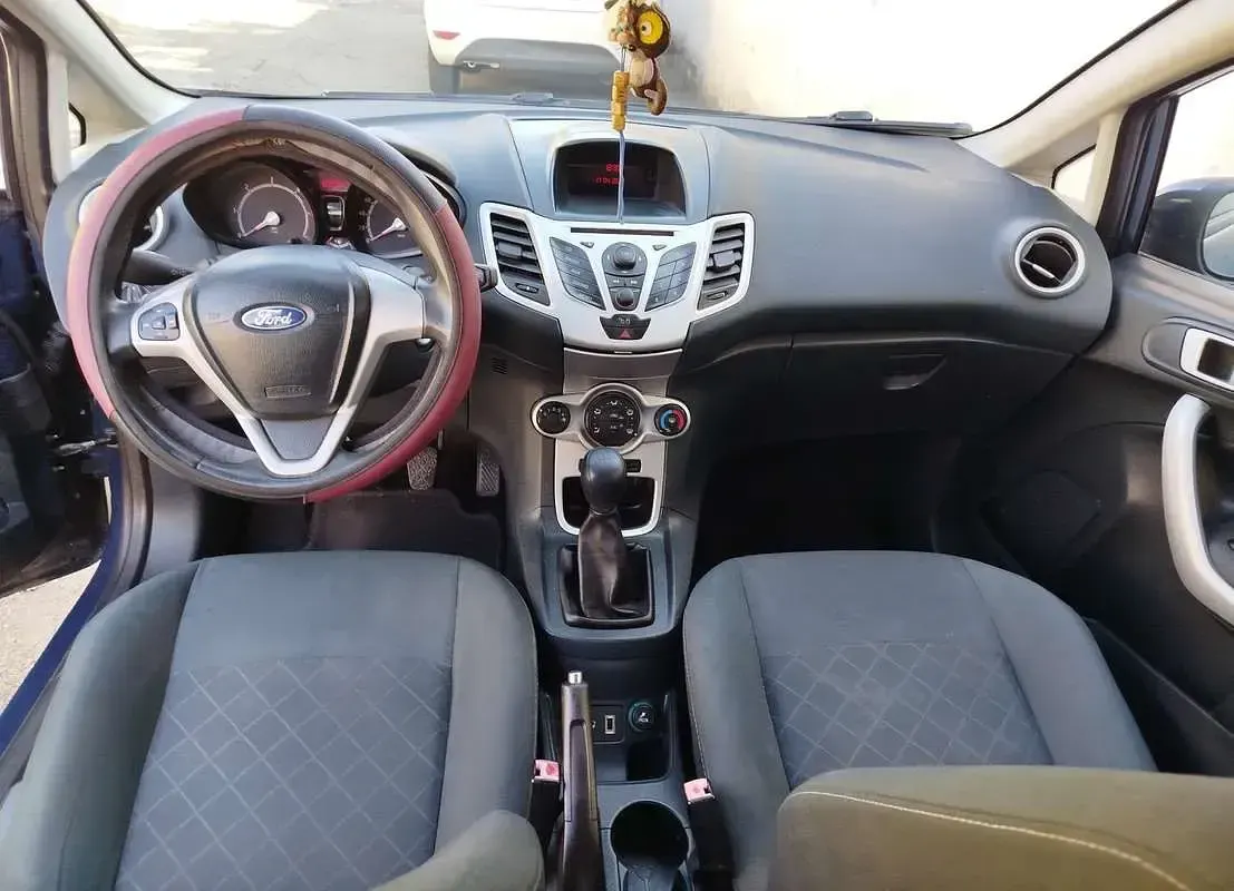 Second-hand Ford Fiesta Business Edition 69 CP (50 kW) 2012 Berlinǎ