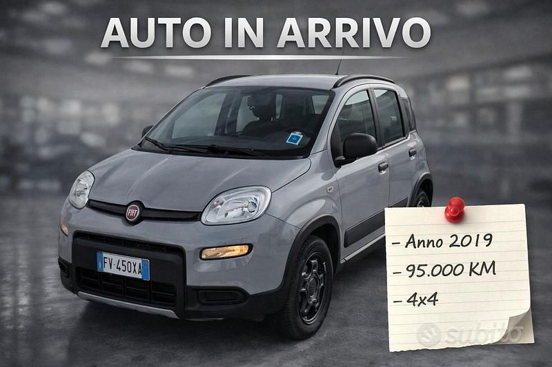 Usata Fiat Panda 4x4 S 86 CV (63 kW) 2019 Grigio Utilitaria