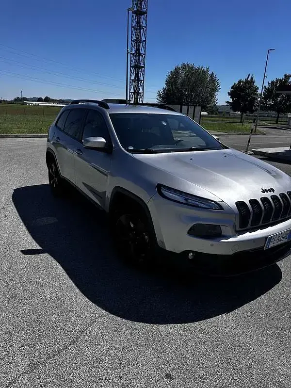 Usata Jeep Cherokee Night Eagle 185 CV (136 kW) 2016 SUV